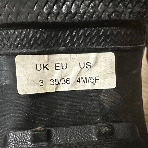 Hunter Glossy Black Short Waterproof Boots size 5 women’s - Picture 10 of 12